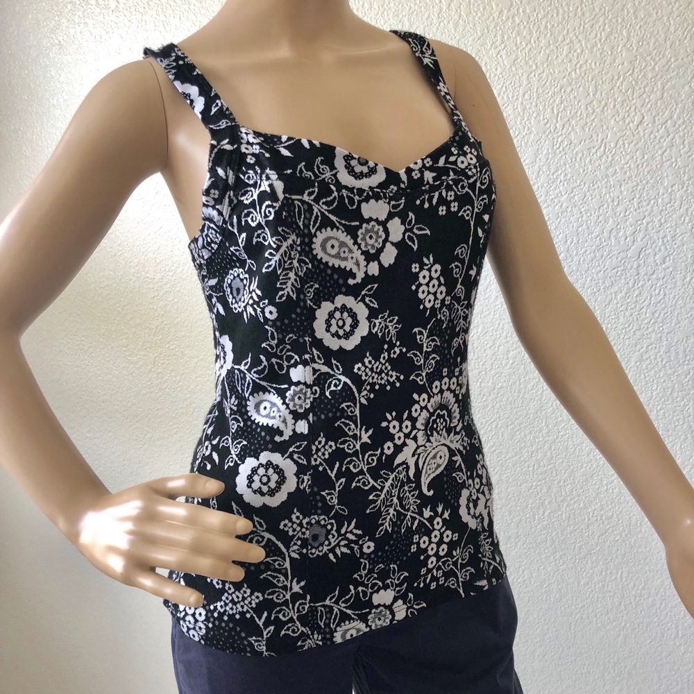 White House Black Market fitted top